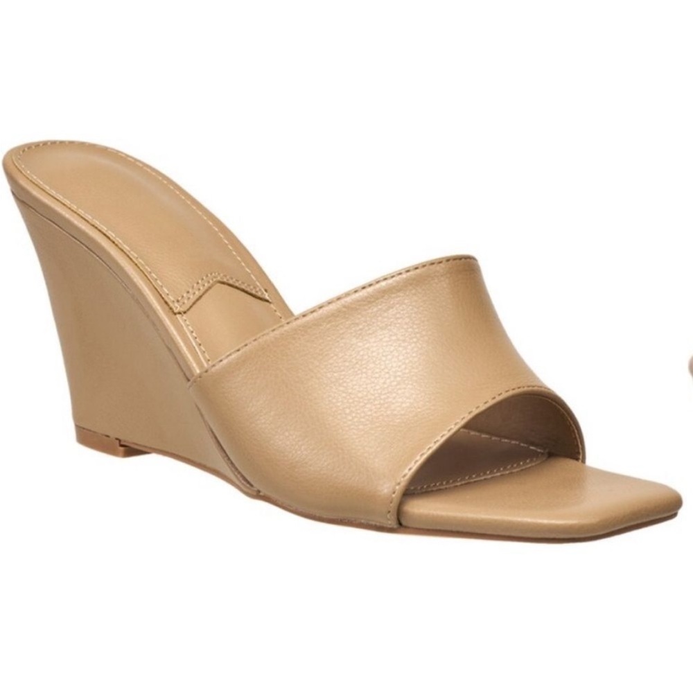 French Connection Tan Wedge Sandals Sleek Design